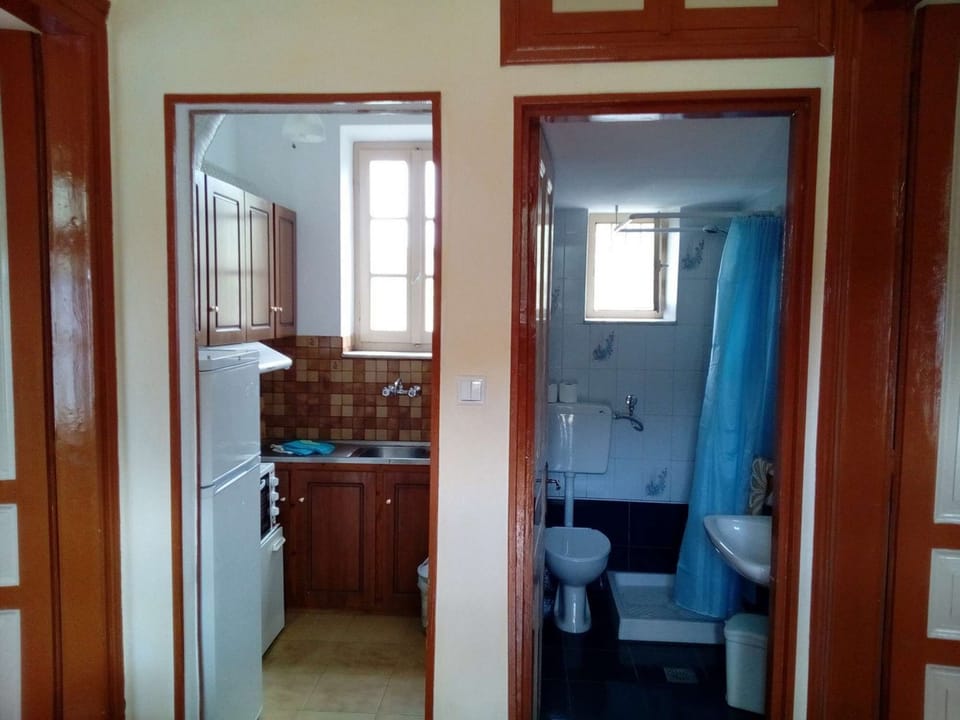 Kitchenette and Bathroom # Upper Floor