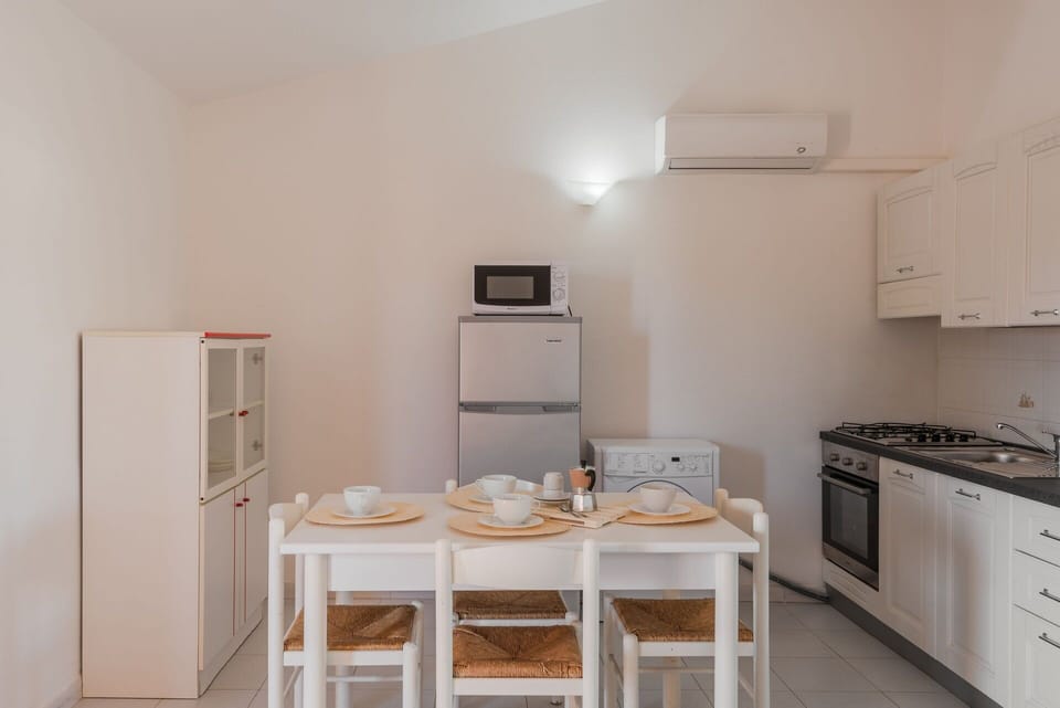 Autumn, Kitchen, Spring, Summer, Winter