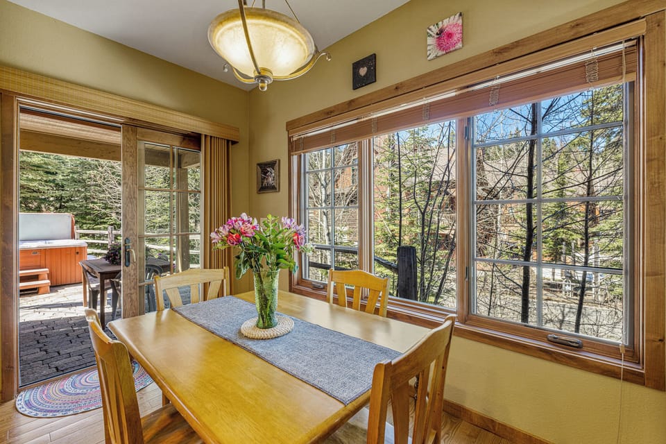 Indoor-Outdoor Bliss! Enjoy seamless flow between the cozy indoor space and the covered back patio, where you can dine al fresco or inside. It’s the perfect spot for meals, morning coffee, or evening chats under the stars!