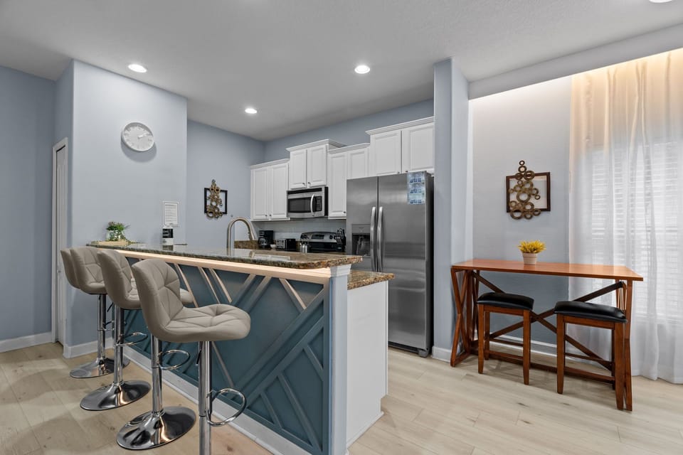 Fully-equipped kitchen