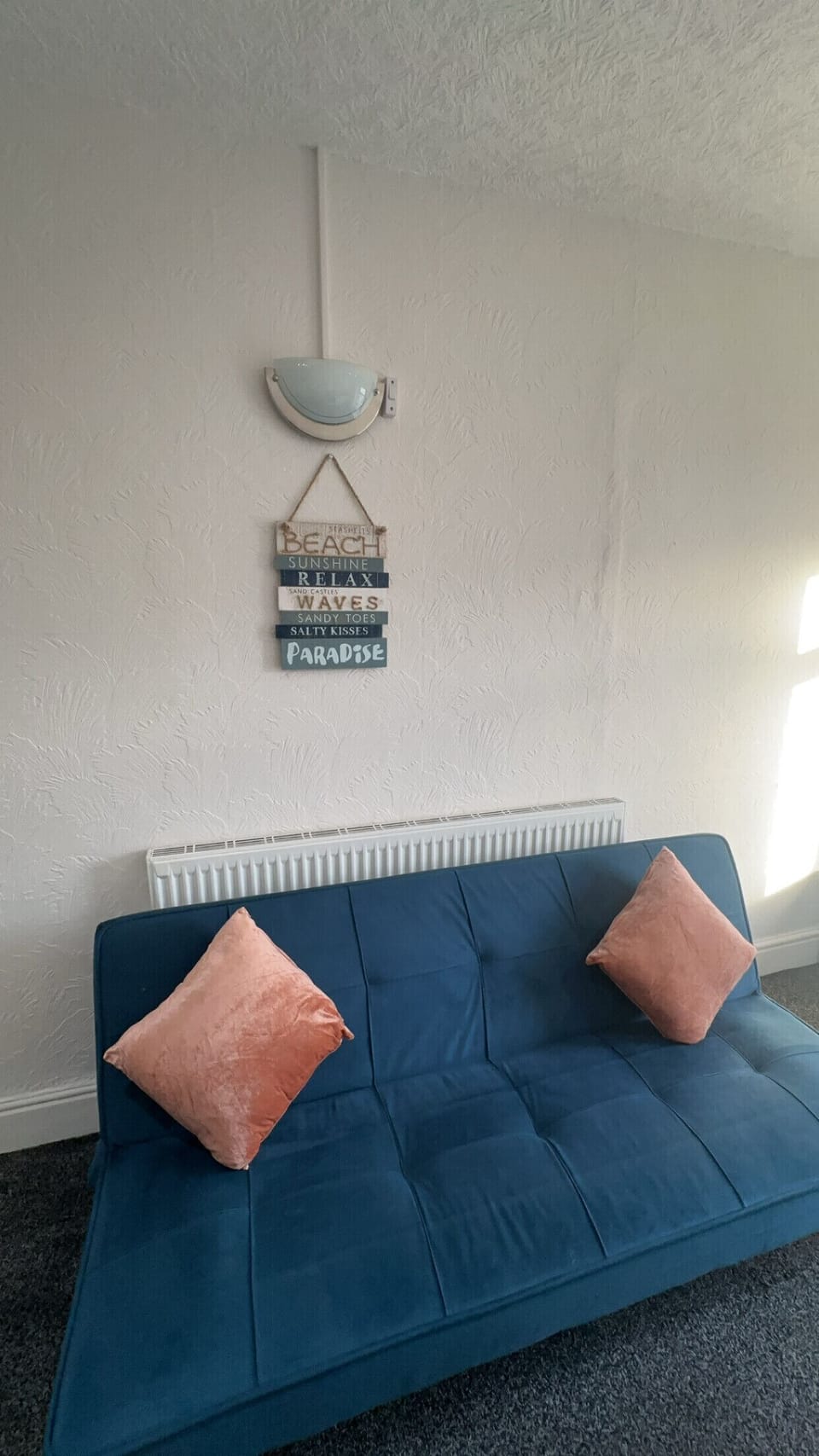Living Room / Lounge