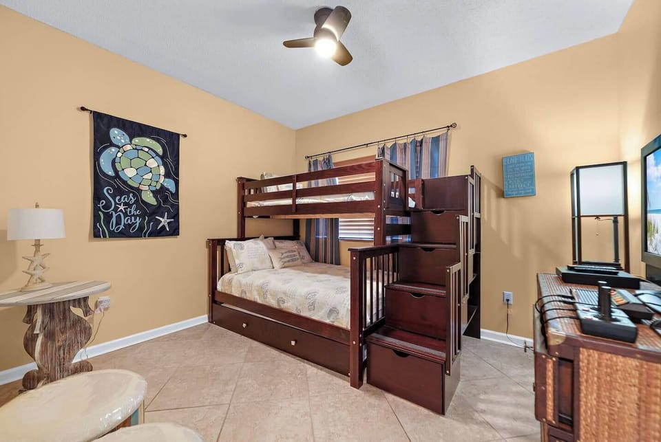 Guest Twin over Full Bunk with pull out twin trundle