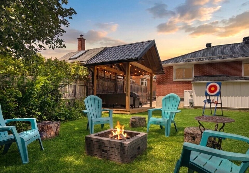 Backyard Fire Pit
