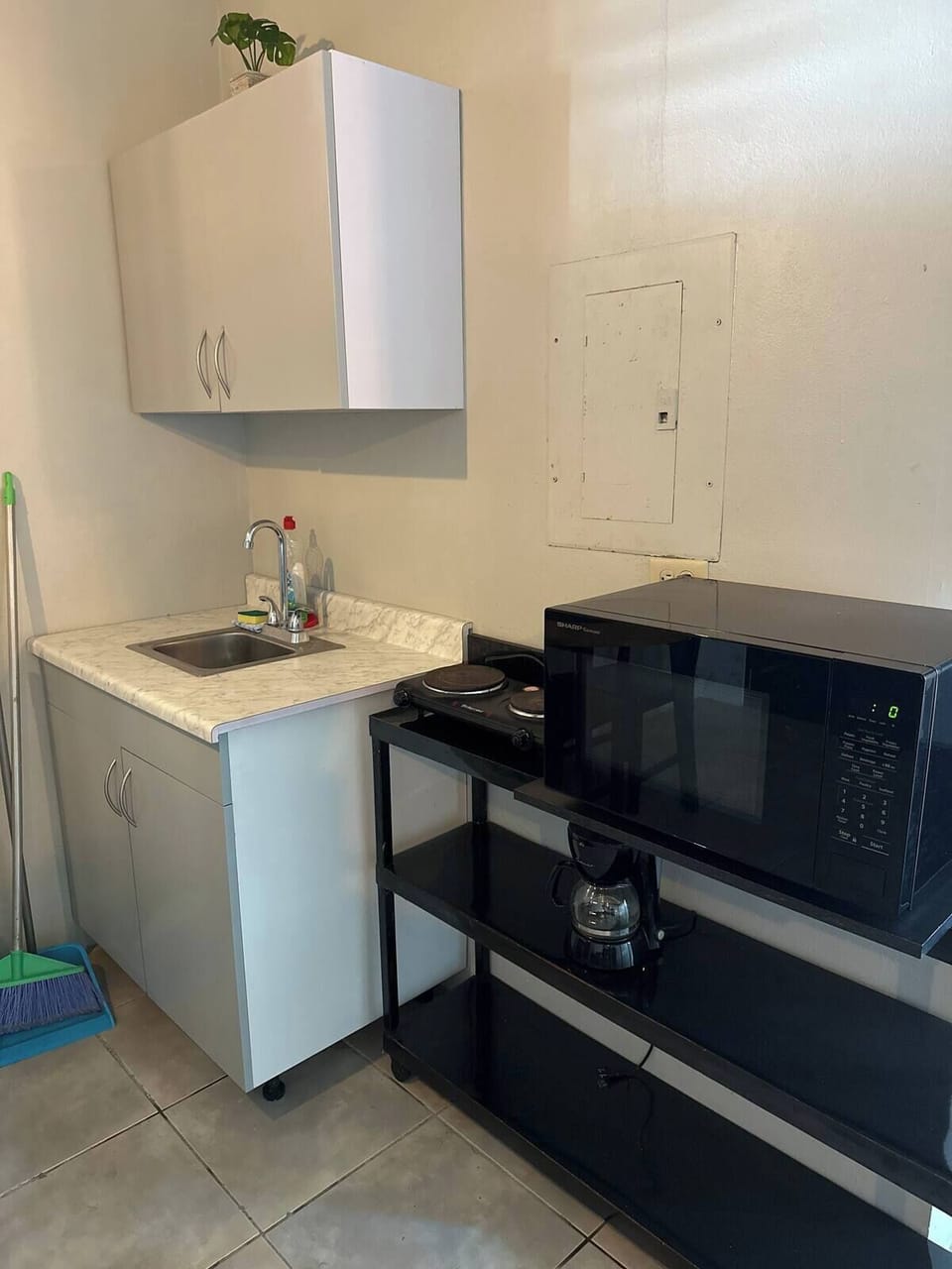 Kitchenette