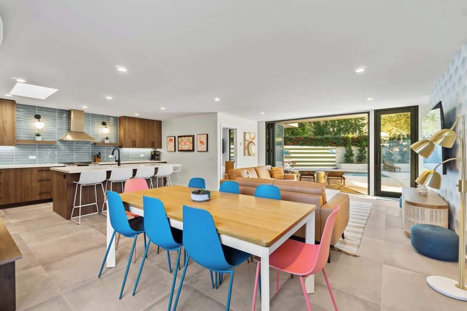 Inside dining area - room for 8