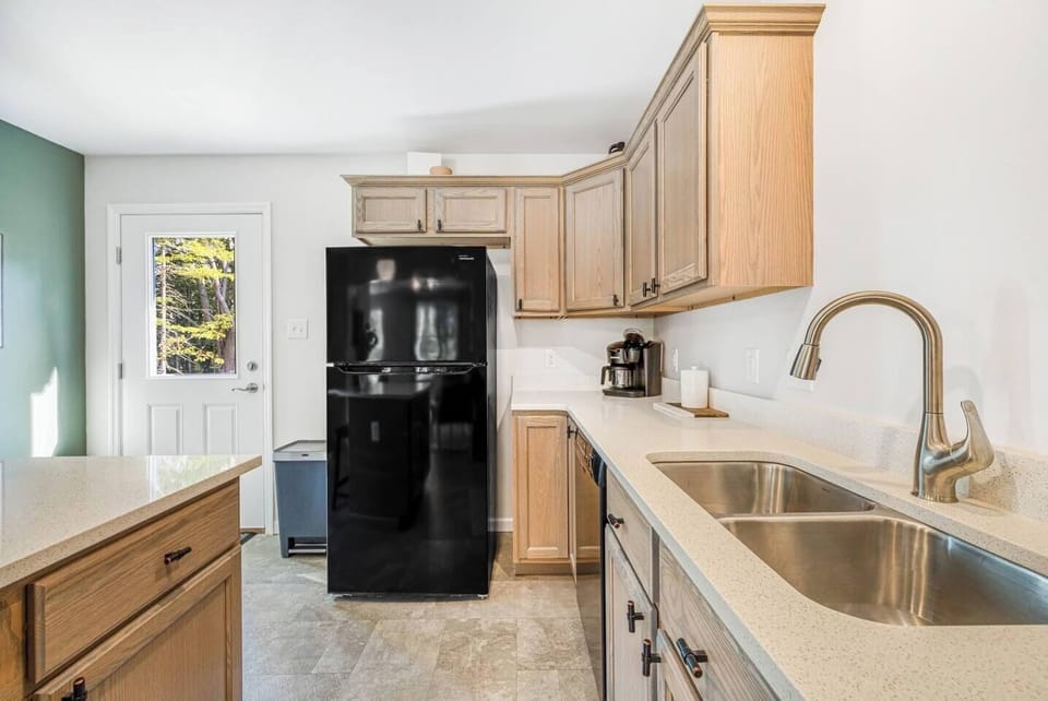 Kitchen (2)