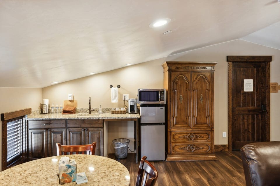 Indoors, Hardwood, Floor, Flooring, Furniture