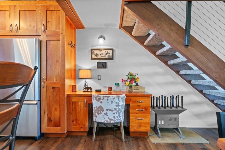 Indoors, Architecture, Building, House, Staircase