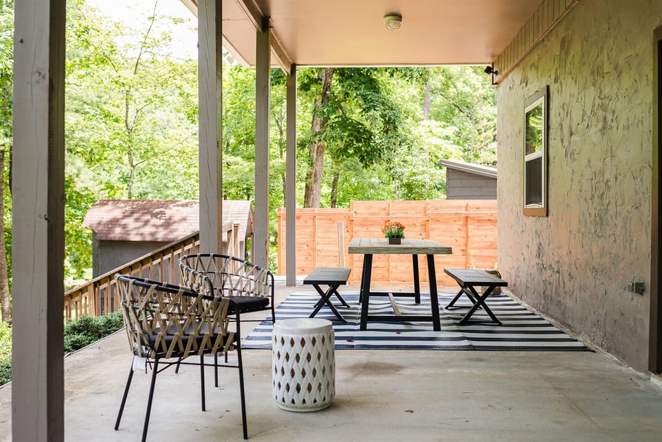 Lakeviews abound while dining, relaxing or playing giant connect 4