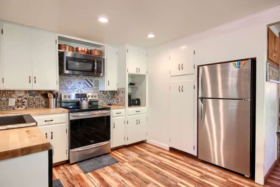 Well appointed kitchen