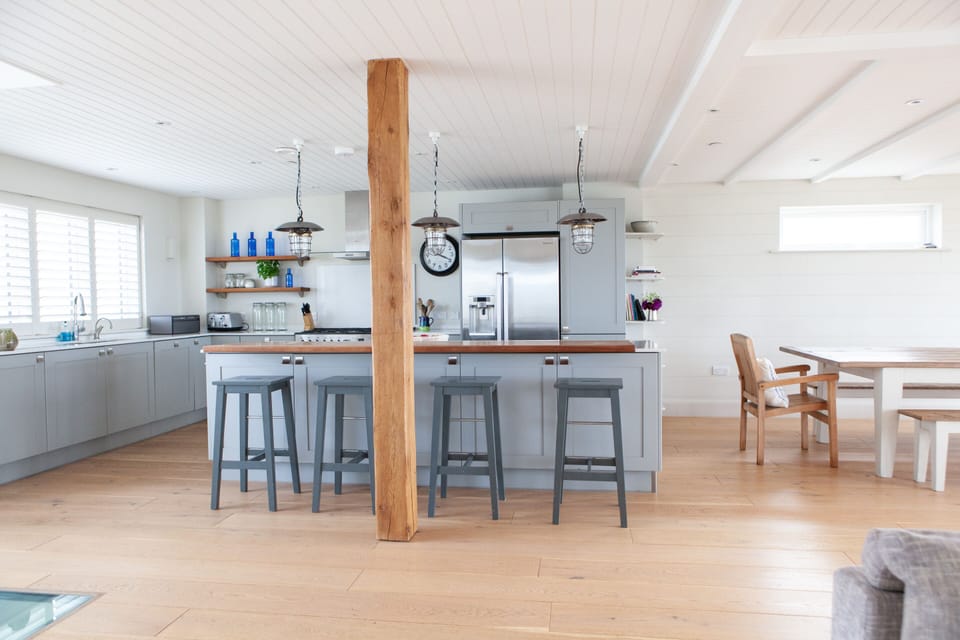 Living Room / Lounge