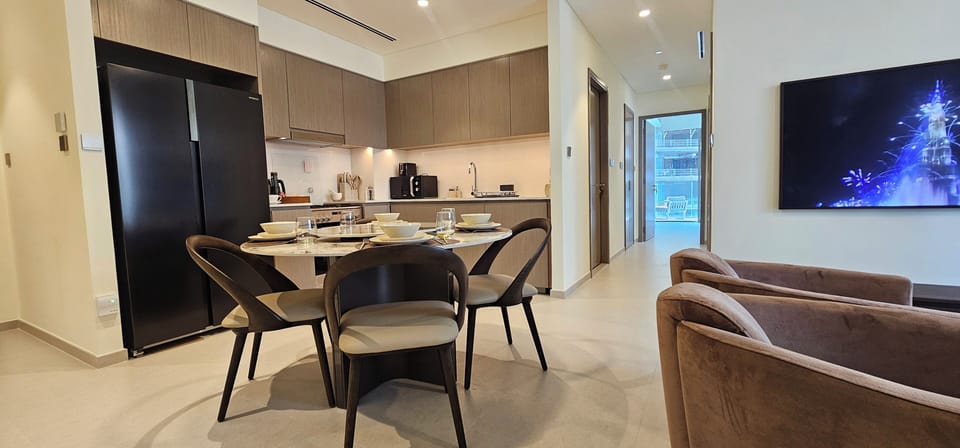 Stylish equipped kitchen with modern appliances, cookware and all essentials. 