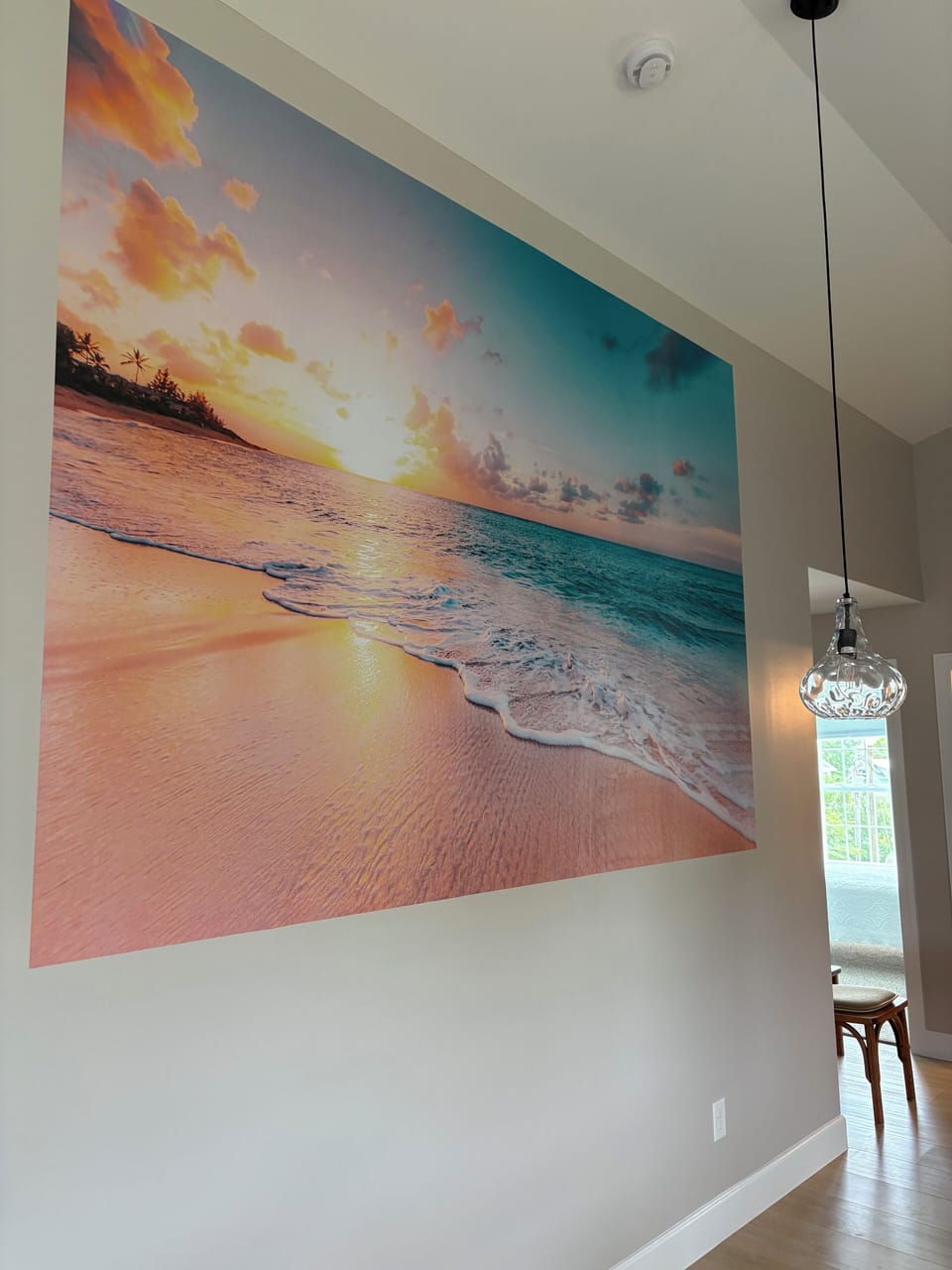 Beautiful wall paper mural in dining area