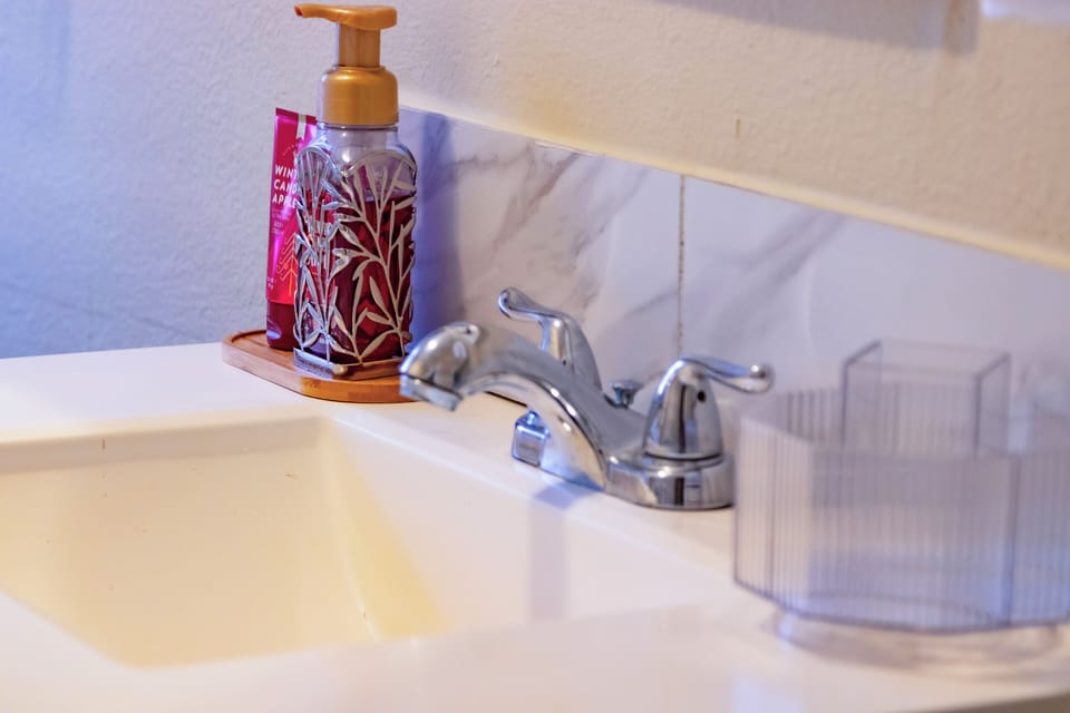 Bathroom Sink 2