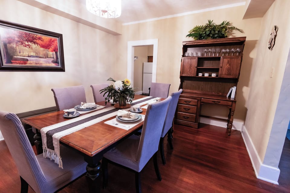 Dining Room 1
