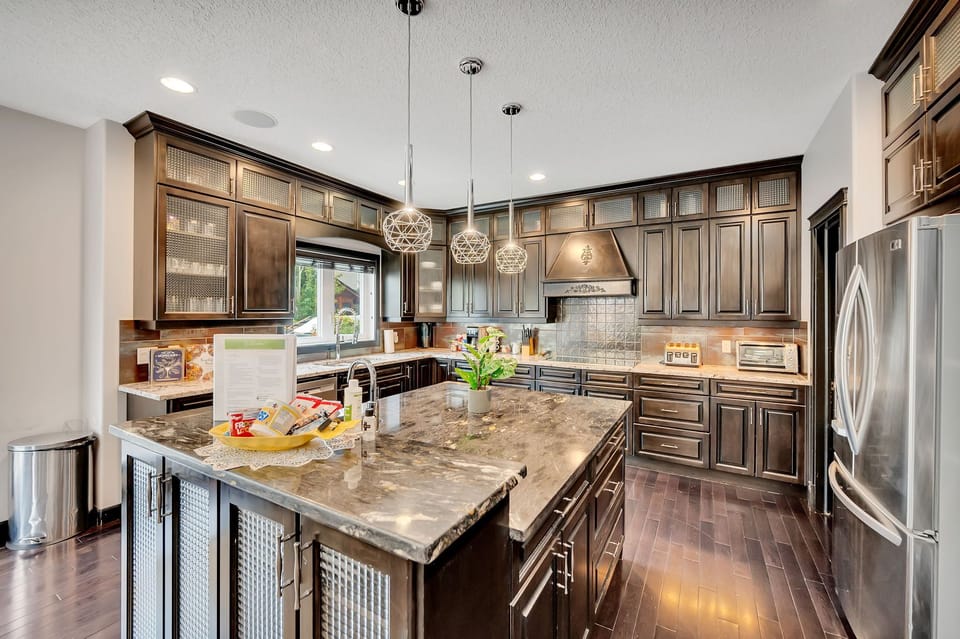 Whip up your favorite meals in this fully equipped kitchen—complete with modern appliances, cookware, and everything you need for a home-cooked experience