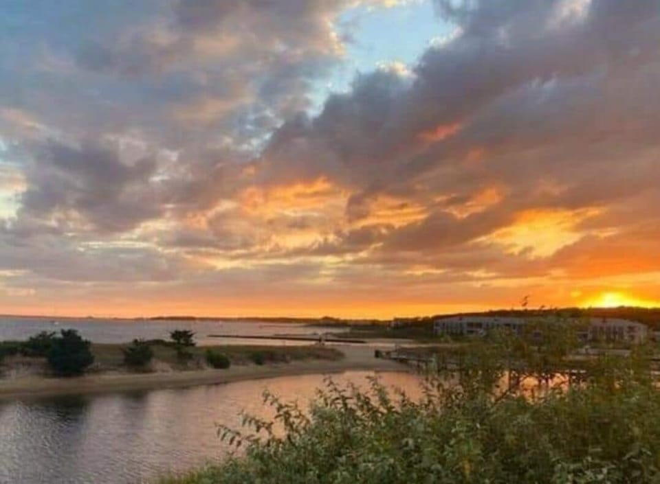 Spectacular sunsets are a common occurrence !
