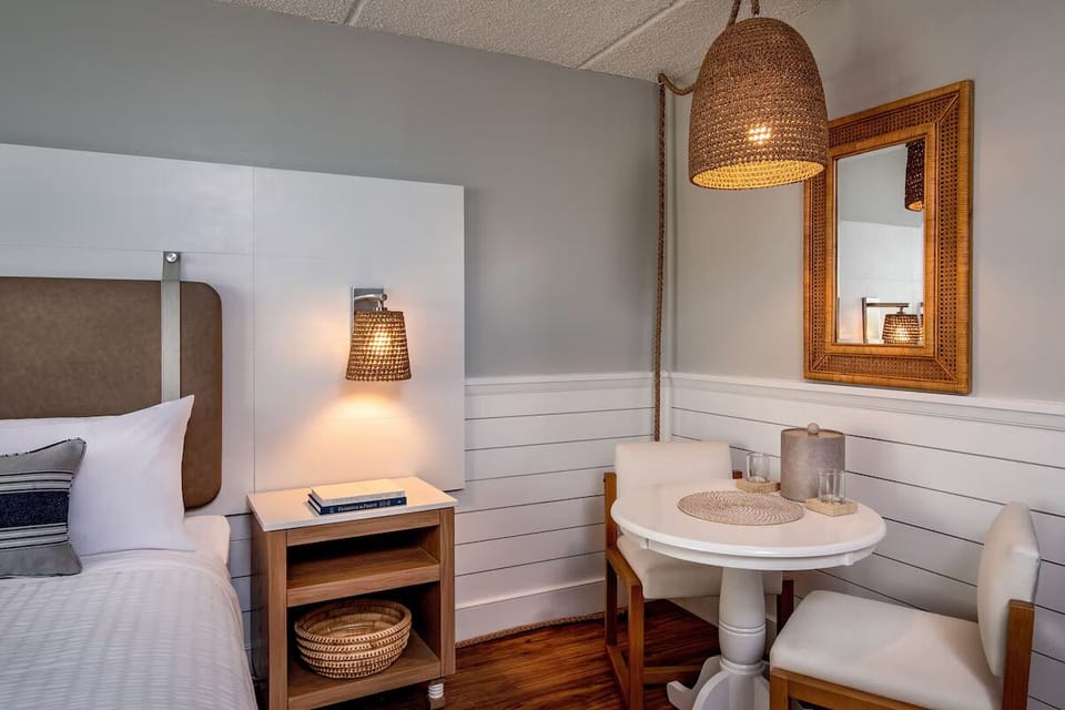 Unit with 1 King bed. Exact unit will be assigned upon arrival. Views, colors, and decor may vary.