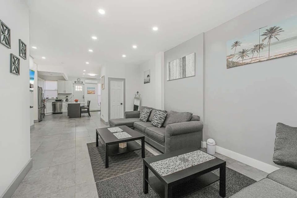 Spacious living room with classic finishes and stylish décor.