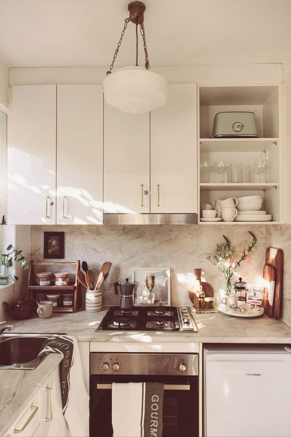 everything you need to whip up your favourite meal &  morning brew