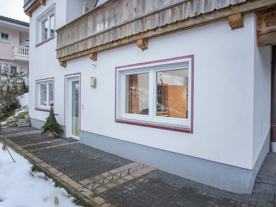 Home, Door, Molding, Sash Window, Paint, Plaster, Siding, Balcony, Daylighting, Houseplant