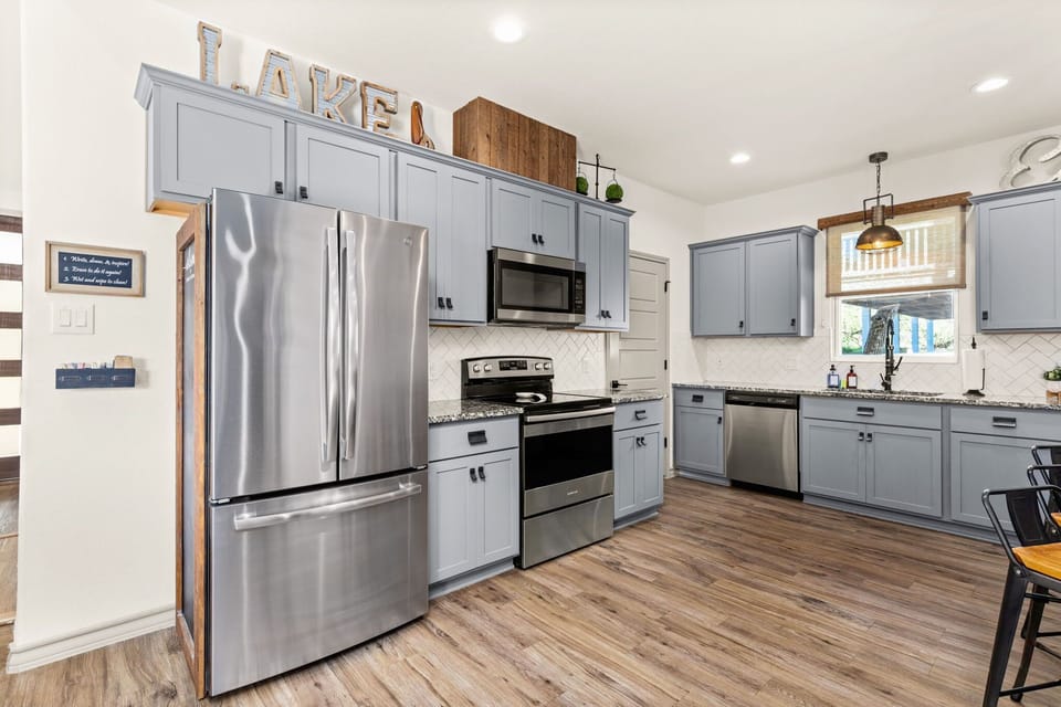 A chef’s delight—stylish, functional, and fully equipped.