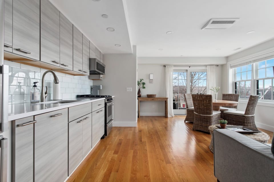 Open plan kitchen.