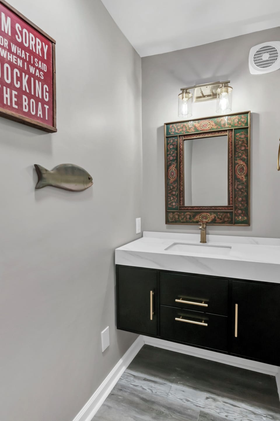 1/2 Bath off Gameroom