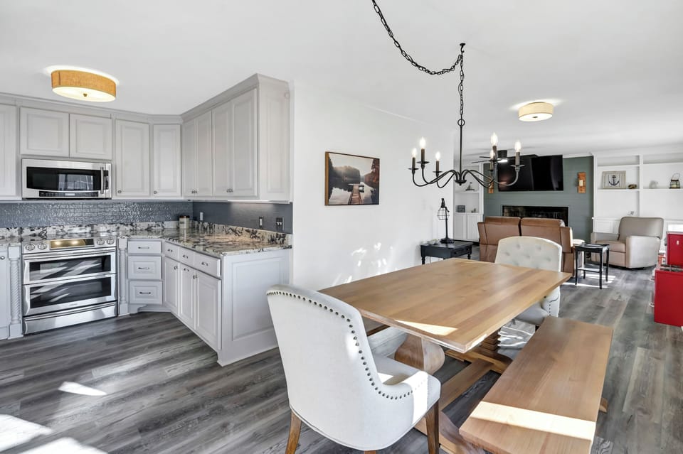 Dining Area off Kitchen