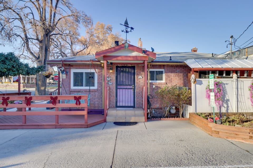 Property Exterior | Single-Story Studio