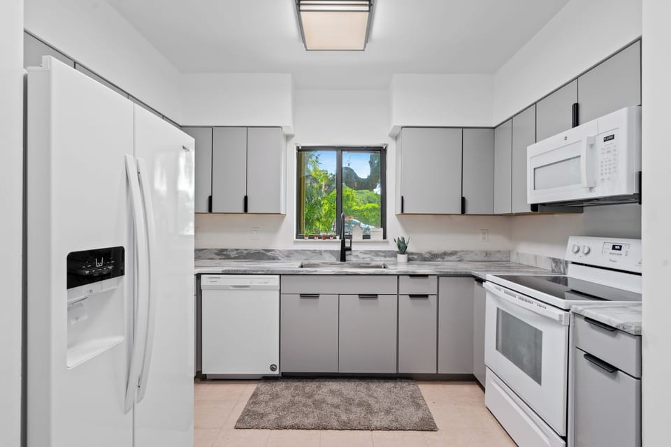 Renovated kitchen - fully equipped