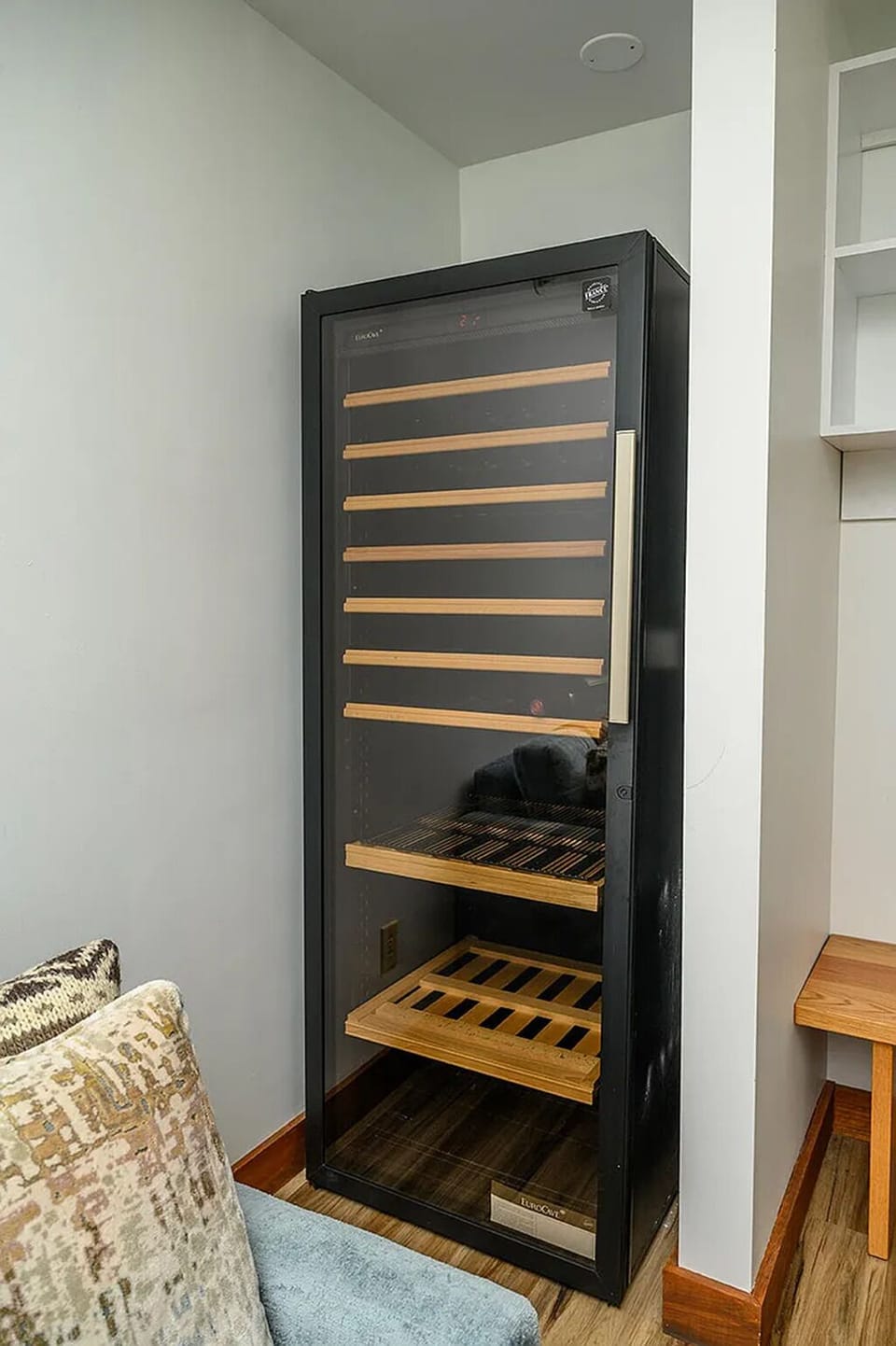 Wine cooler