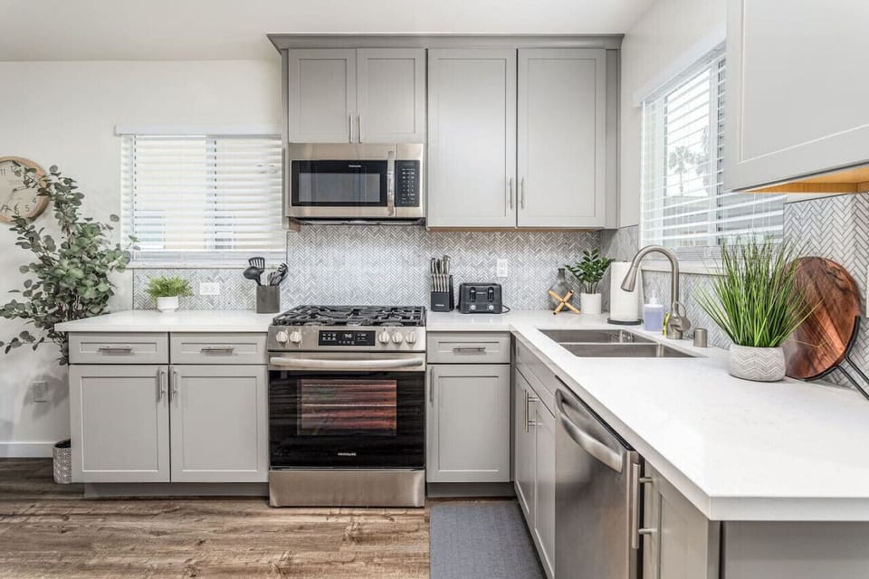 Fully equipped modern lux kitchen