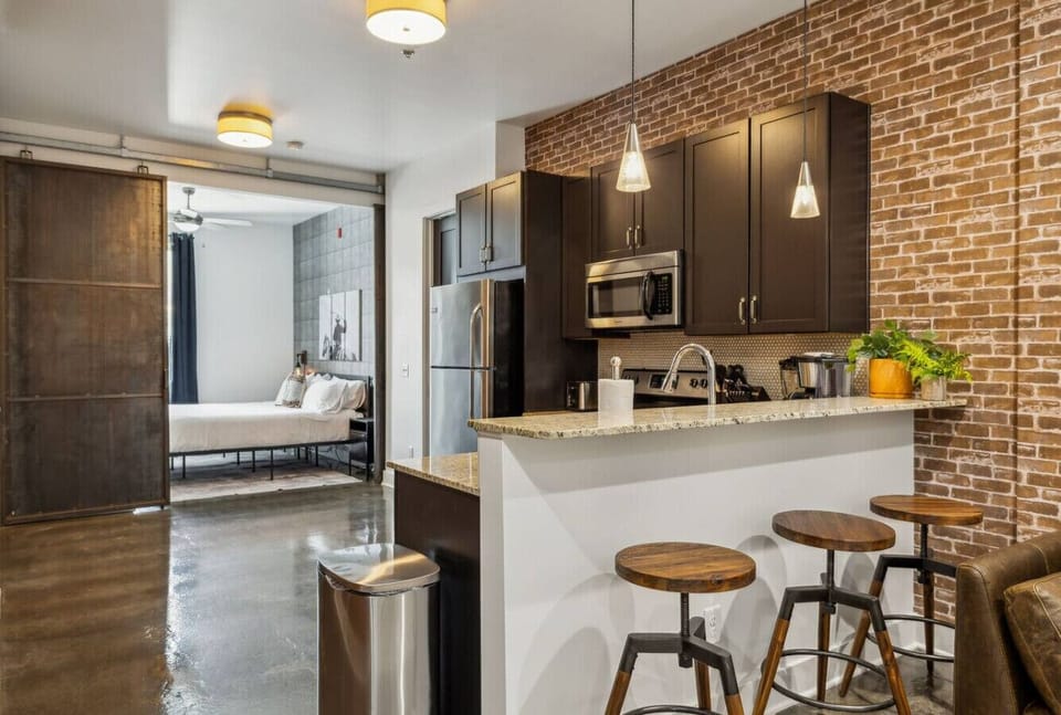 Open concept living room / kitchen space