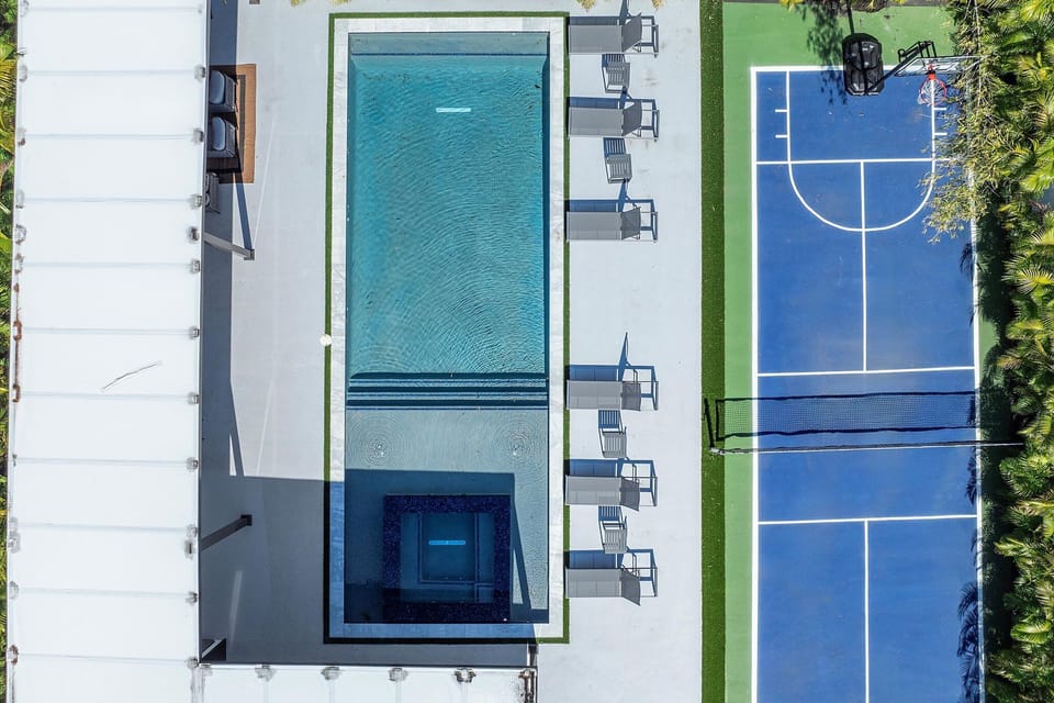 Sport court