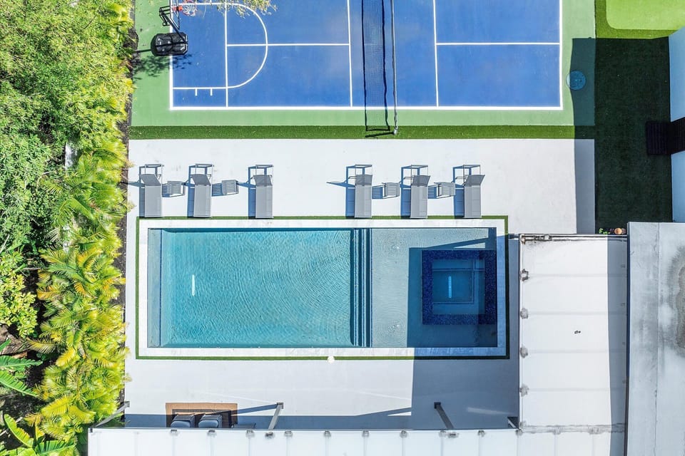 Sport court