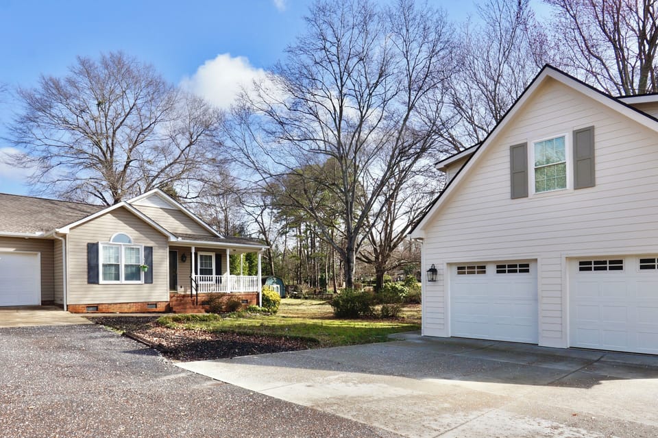 3 bedroom, 2 bath main house plus detached garage apartment with bed and bath