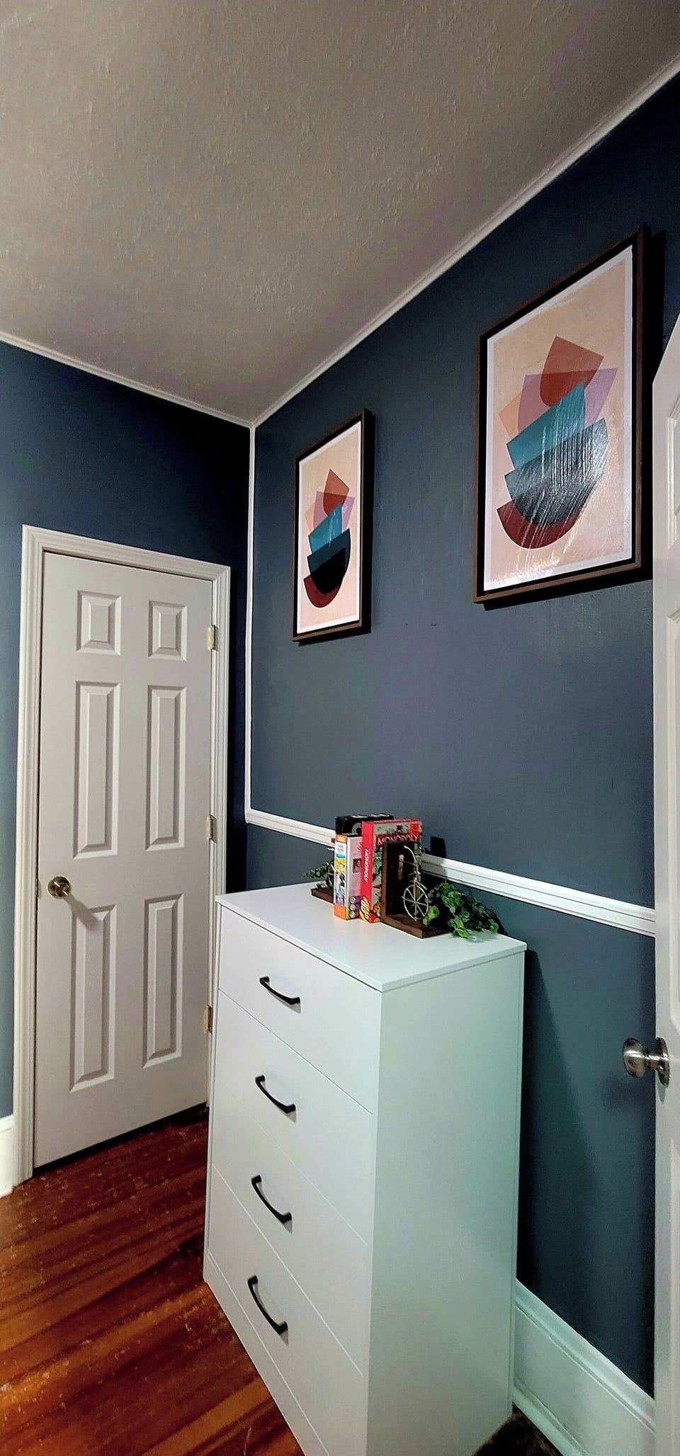 Bedroom 3
Linens Provided
Games
Reading Materials
Playpen 
Room Darkening Shades