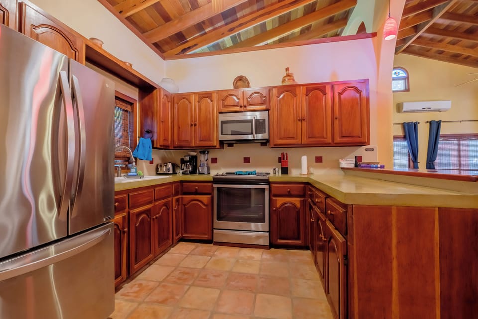Kitchen (2)