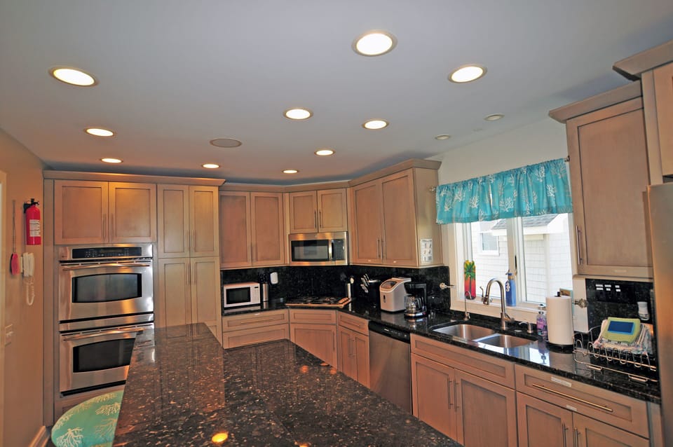 Well equipped kitchen.