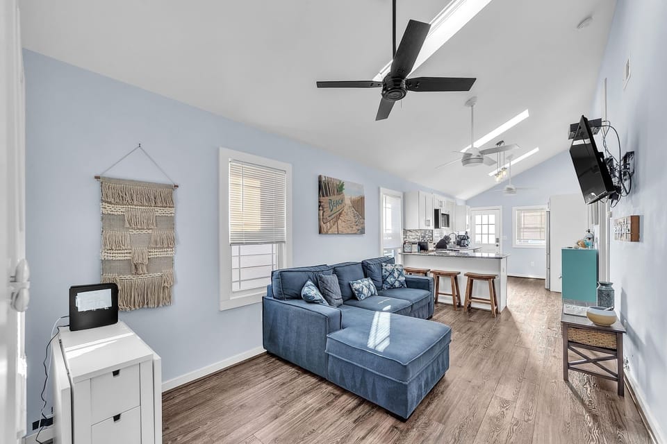 Home Decor, Indoors, Ceiling Fan, Furniture, Table
