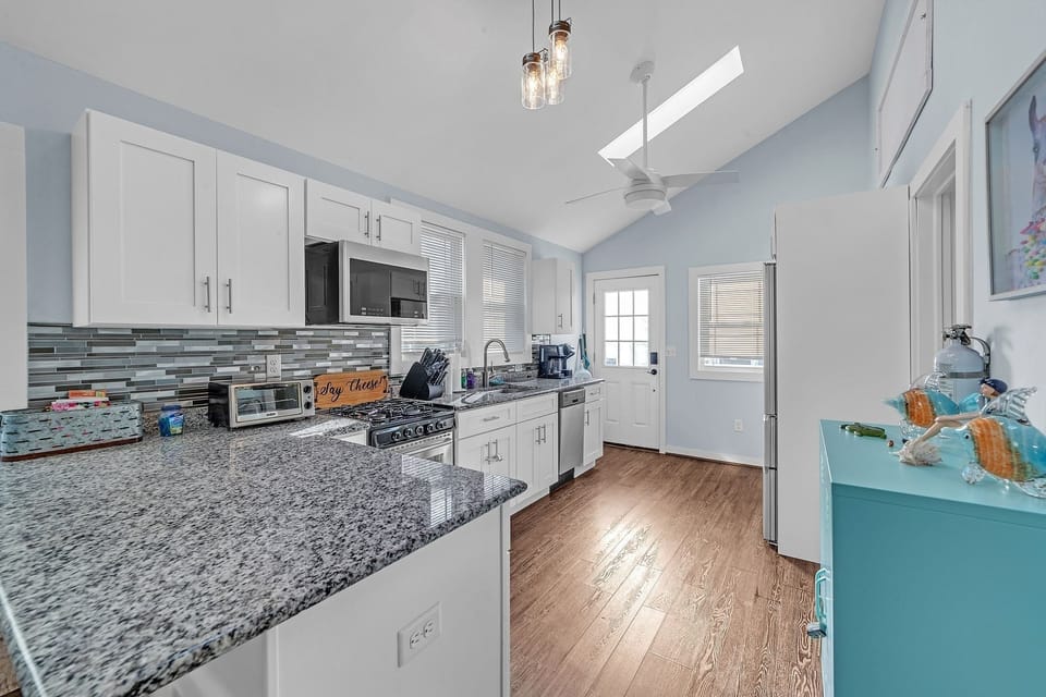 Indoors, Kitchen, Floor, Ceiling Fan, Home Decor
