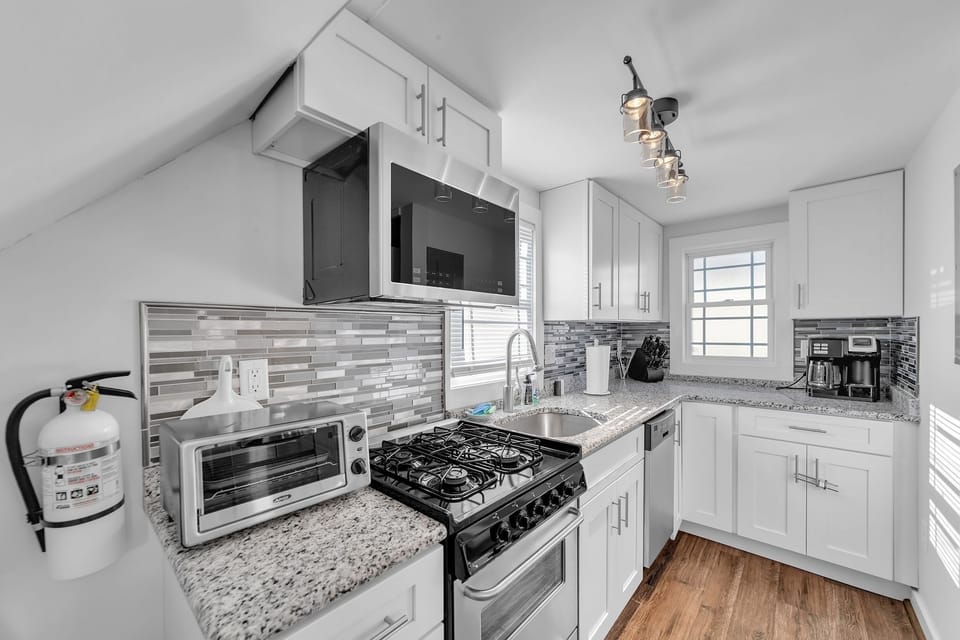Indoors, Kitchen, Microwave, Oven, Sink