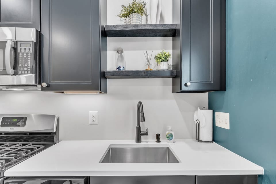 Indoors, Sink, Microwave, Oven, Kitchen