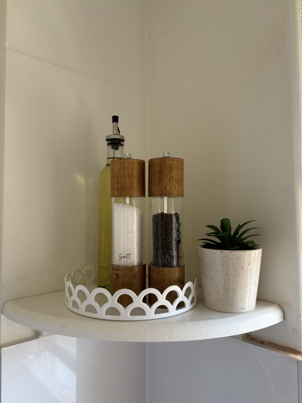 Bathroom amenities