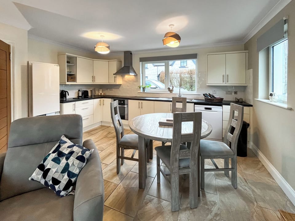 Kitchen/diner | Flo&rsquo;s Cottage, Newton Stewart