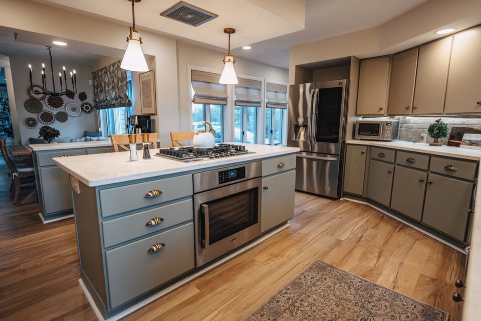 Dine in the comfort of home. Modern appliances, utensils & dinnerware await you.