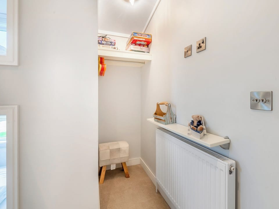 Interior | Lobster Lodge - Russell Lodges at The Pines, Runswick Bay