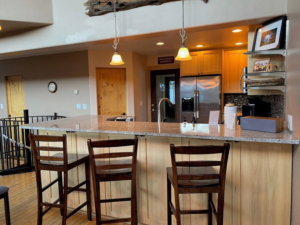 Three counter spots