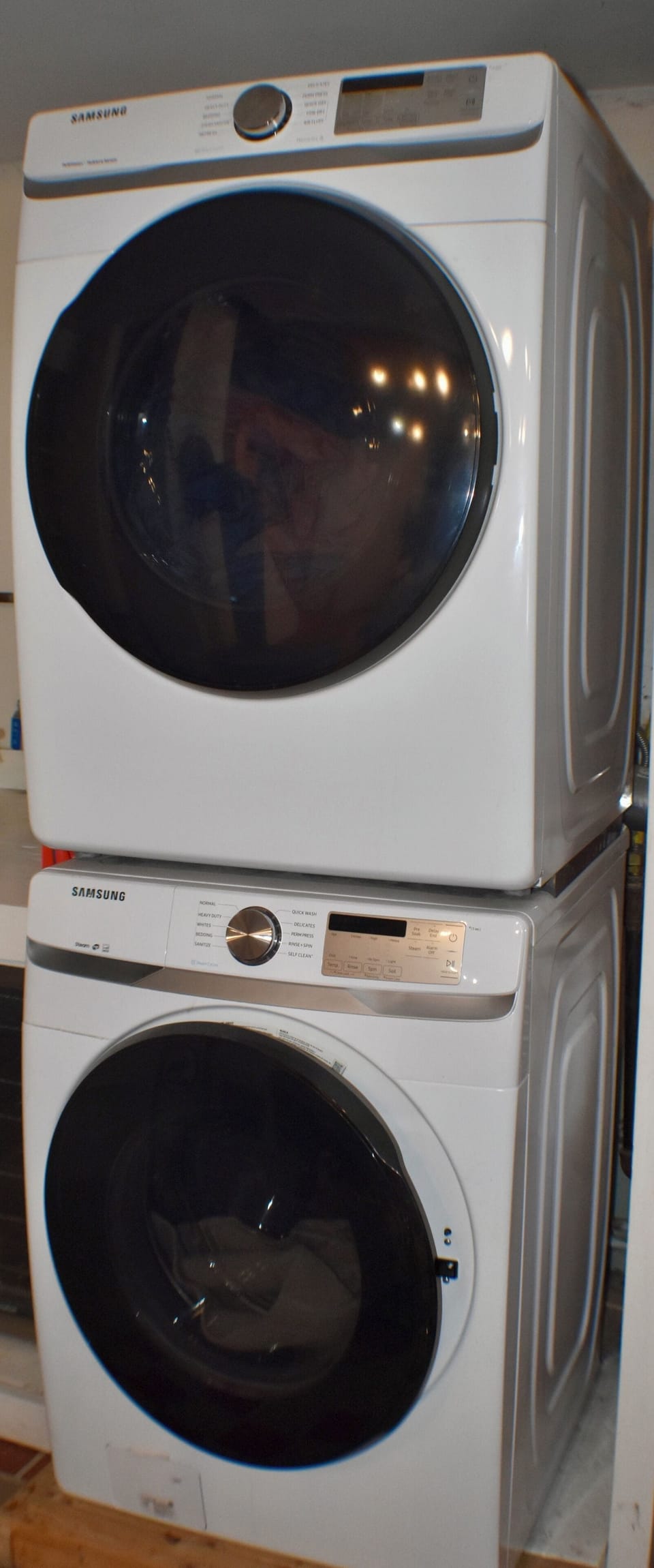 Washer/dryer downstairs in mud room